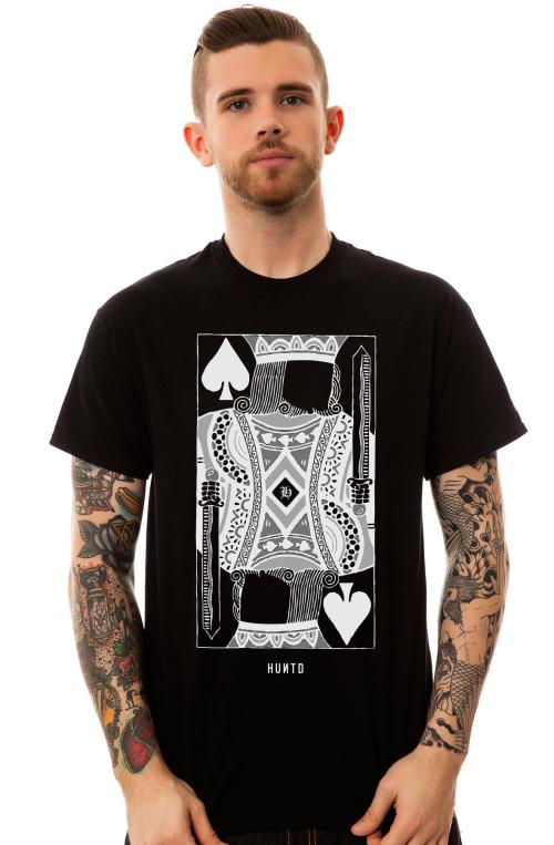 The Faceless King Tee in Black